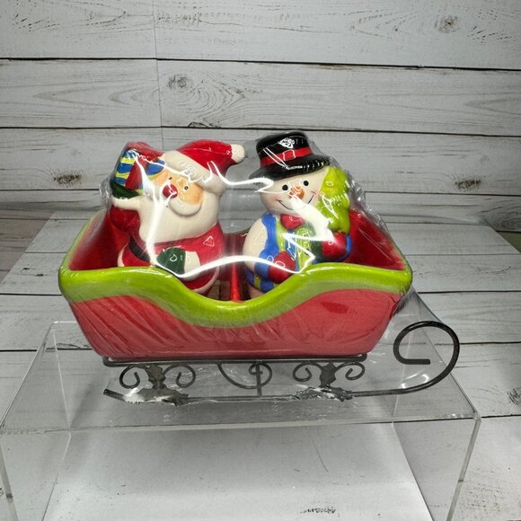 Santa & Snowman Salt & Pepper Shaker Set In Sleigh Christmas Decor NOS Sealed - Picture 2 of 10